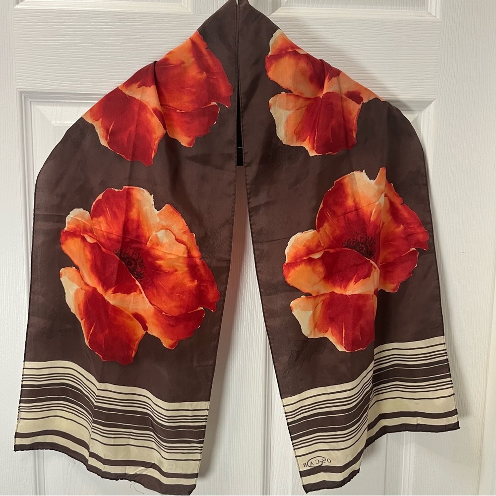 Oscar de la Renta  Vintage Brown Red Poppy Silk Satin Oblong Scarf designer - Picture 4 of 8